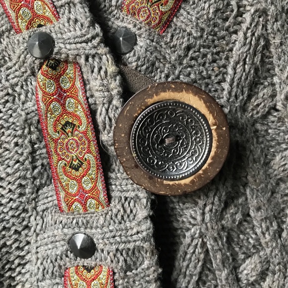 American Rag nordic style button up sweater. large - Picture 7 of 10